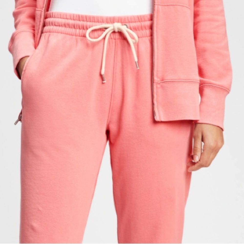 GAP SOFT JOGGER SWEATPANTS /POCKETS ROPE TIE/HAND DYED APPLE BLOSSOM PINK SMALL - Picture 1 of 13
